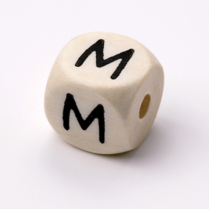 Schnulli-Buchstabenwürfel 10 mm, "M"