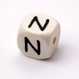 Schnulli-Buchstabenwürfel 10 mm, "N"