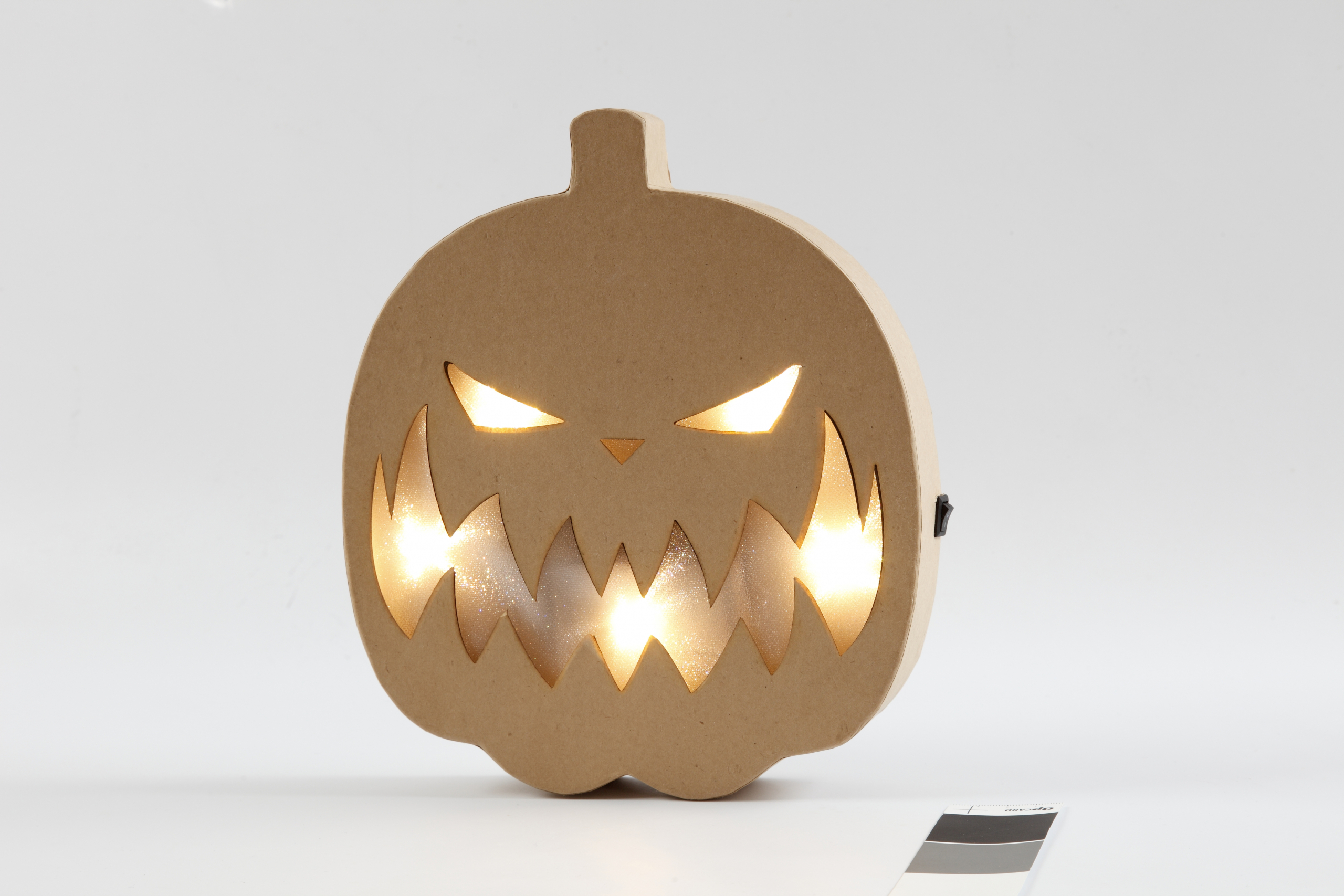 Kürbis mit Licht H:25, B:22 1 Kürbis mit Licht H:25, B:22